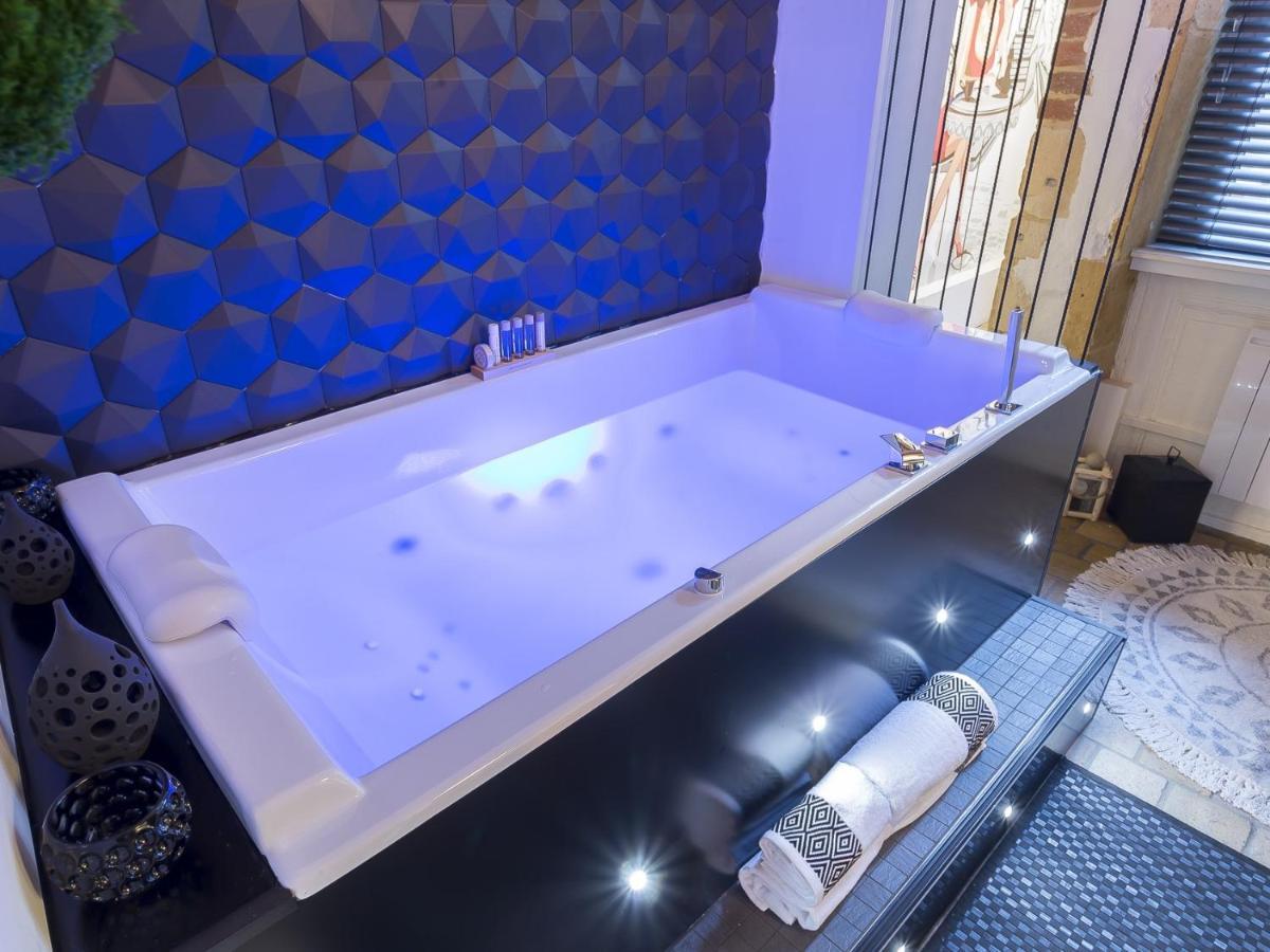 Host Inn - Coeur Vieux Lyon & Spa Ngoại thất bức ảnh